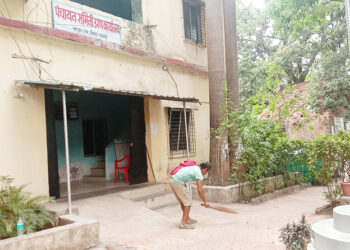 पंचायत समिती कार्यालयात स्वच्छता मोहीम
