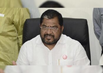 सरकारी बदल्यांचे रेटकार्ड – शेट्टी