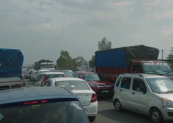 मुंबई-गोवा महामार्गावर वाहतूक कोंडी