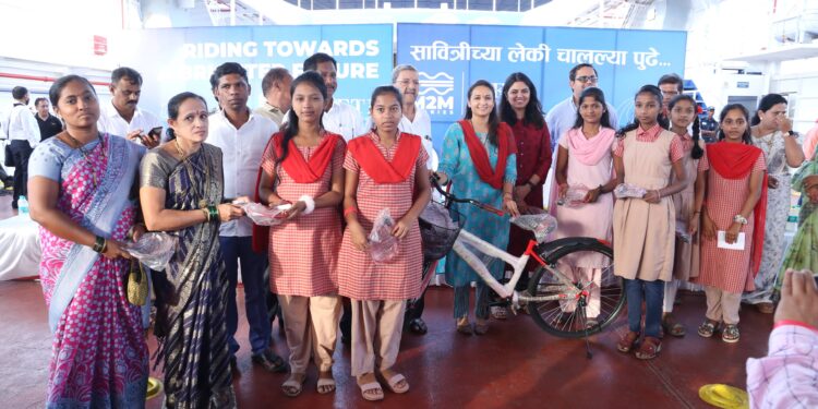 सायकलमुळे शिक्षणाचा मार्ग मोकळा
