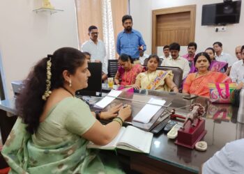 नगराध्यक्षांकडून पाणीपुरवठा विभागाचा आढावा