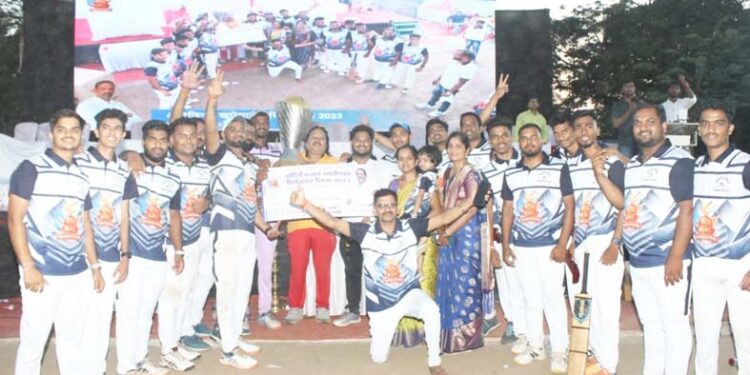 शिवबा हाशिवरे खारेपाट चषकाचा मानकरी