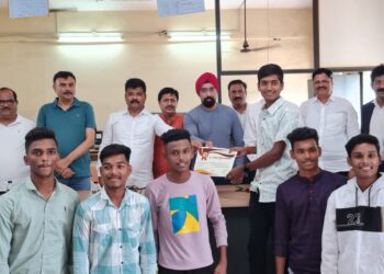 तंत्रनिकेतनमध्ये वार्षिक पारितोषिक वितरण