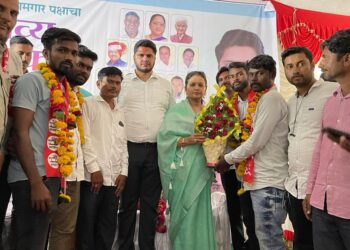 शेतकरी कामगार पक्षाच्या सर्व कार्यकर्त्यांनी ताकतीनिशी कामाला लागावे!