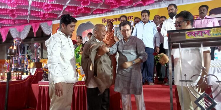 मुरुडमध्ये  जेष्ठ नागरिकांचा सन्मान