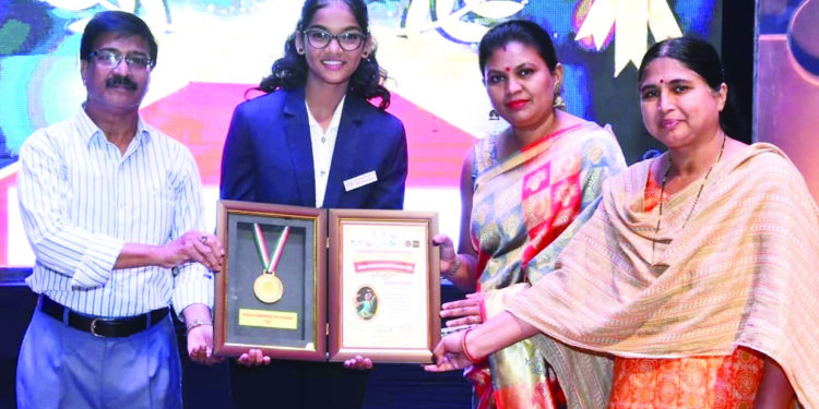 रितिका शिंदेला बाल पुरस्कार