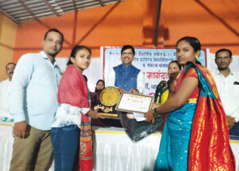 आदिवासी बांधवांसाठी संकुल उभे करणार ; महेंद्र थोरवे