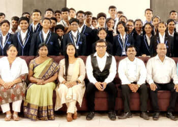 हॉटेल मॅनेजमेंट करियर एक सुवर्णसंधी