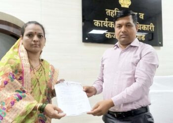 रेल्वे मार्गामुळे झालेल्या नुकसानीची भरपाई न दिल्यास उपोषण