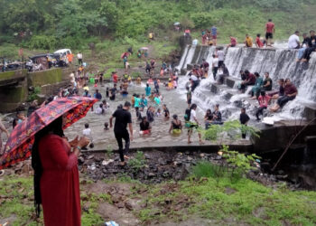 पर्यटकांना खुणावतेय अक्कादेवी धरण
