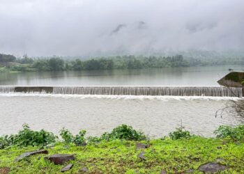 सोलनपाडा तलावाची गळती सुरूच
