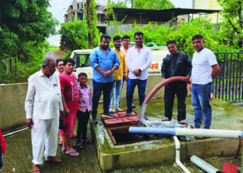 कोल्हारे ग्रामपंचायतीकडून टँकरने पाणीपुरवठा