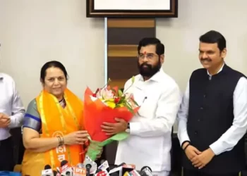 ठाकरे गटाला धक्का! डॉ. नीलम गोऱ्हे यांचा शिंदे गटात प्रवेश