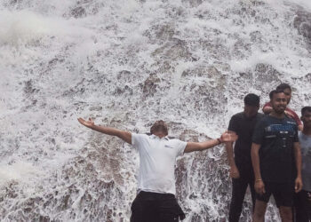 पडसरेच्या धबधब्यांचे सुधागडच्या सौंदर्यात भर