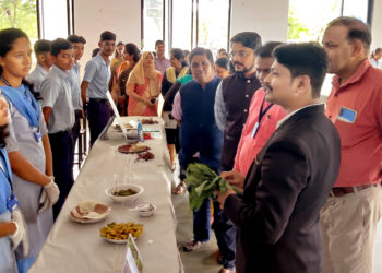 पीएनपीमध्ये भरले रानभाज्यांचे प्रदर्शन