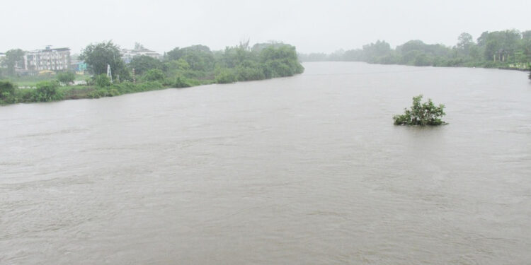 माणगावात जनजीवन विस्कळीत
