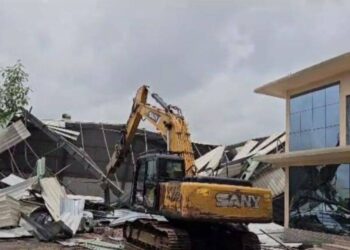 अनधिकृत गोदामावर नैनाची कारवाई