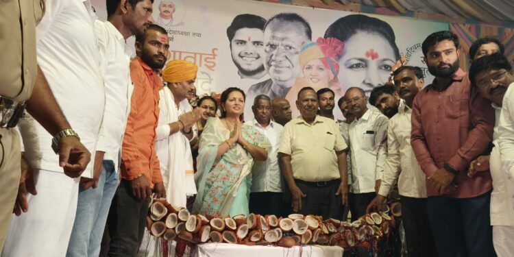 आशाताई शिंदे यांचा अभिष्टचिंतन सोहळा