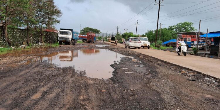 रायगडच्या जनतेचा सरकारला सवाल