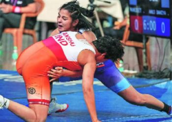 कुस्ती निवड चाचणी स्पर्धेत नवोदितांची कमाल