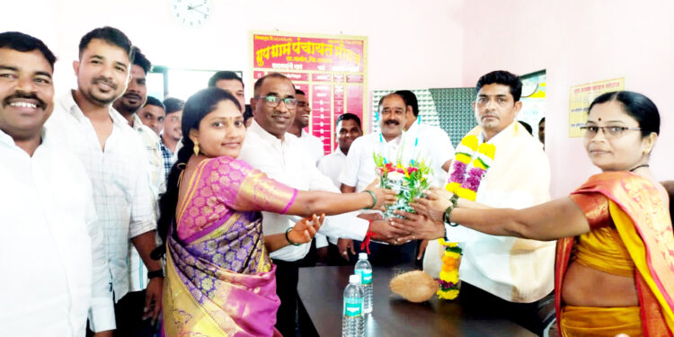 शेकापचे शिवाजी सांबरी उपसरपंचपदी