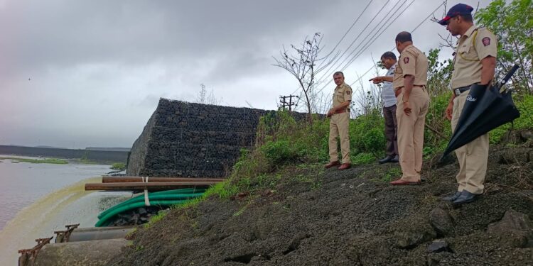 पोलिसांकडून विमानतळालगतच्या गावांची पाहणी