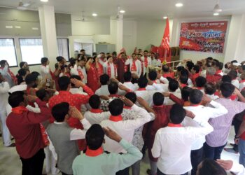 करतो आम्ही सलाम याला, करतो आम्ही सलाम