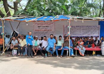 महिनाभरानंतरही उपोषणकर्ते वाऱ्यावरच