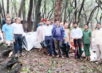 माथेरानमध्ये स्वच्छता अभियान