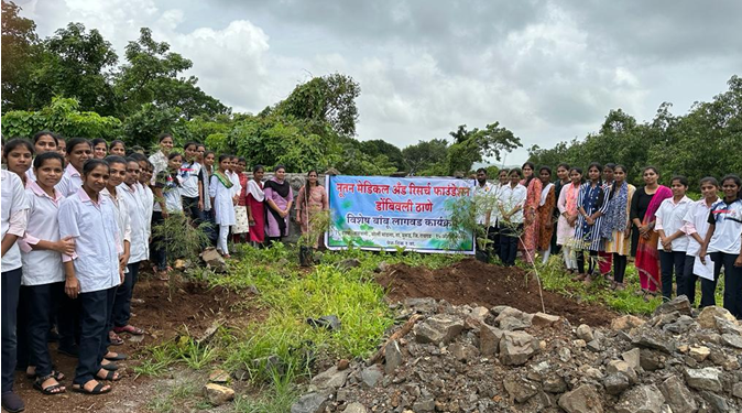 नांदगाव नर्सिंग स्कूलमध्ये बांबू लागवड
