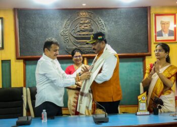 अलिबागमध्ये माजी सैनिकांचा सन्मान