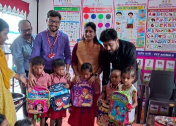 कंटेनर हाऊसमध्ये भरली अंगणवाडी