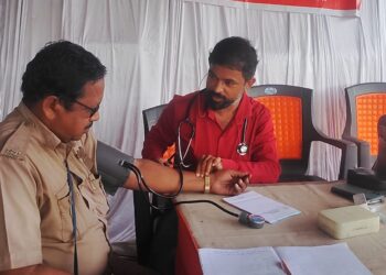 एसटी कर्मचाऱ्यांची आरोग्य तपासणी