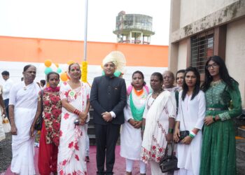 तृतीयपंथीयांच्या पाठीशी प्रशासन खंबीर