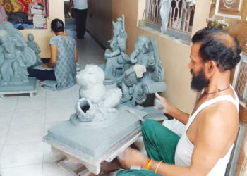 गणेशमूर्तीच्या मातीचे काम अंतिम टप्प्यात