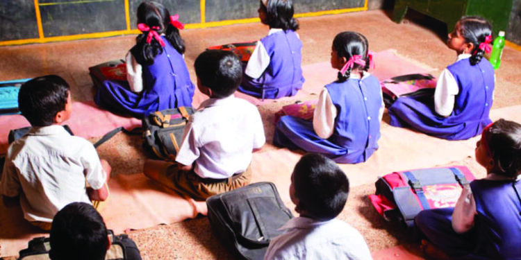 प्राथमिक शाळांच्या विद्यार्थ्यांचा बदलला लूक