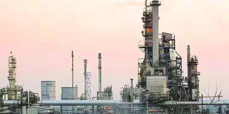 तळ्योजातील उद्योजकही त्रस्त