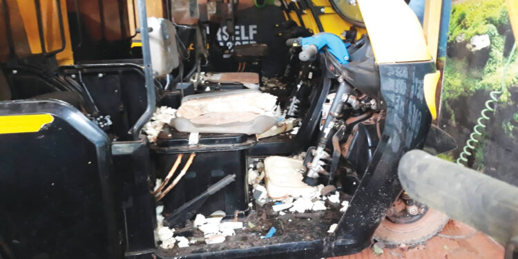 सहनियंत्र समितीच्या चुकीचा धोरणाचा अडथळा