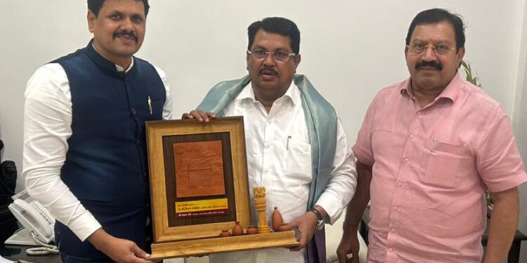 विरोधी पक्षनेते करणार महामार्गाची पाहणी