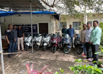 दोन अल्पवयीन बाईकचोर जेरबंद