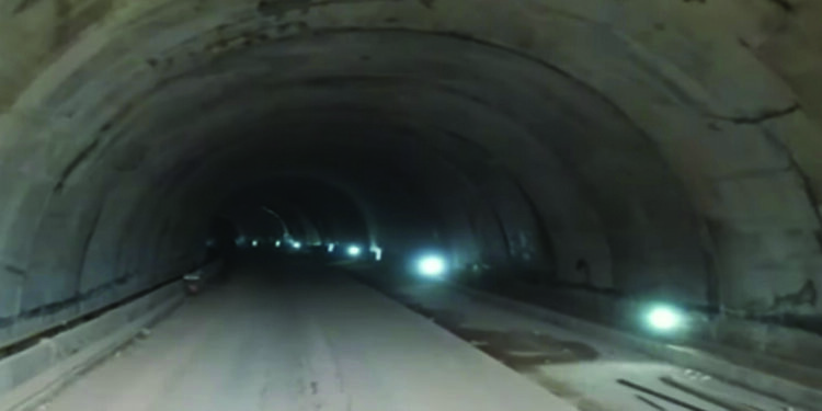 कशेडी घाटातील भुयारी मार्ग गणेशभक्तांसाठी तारेवरची कसरत