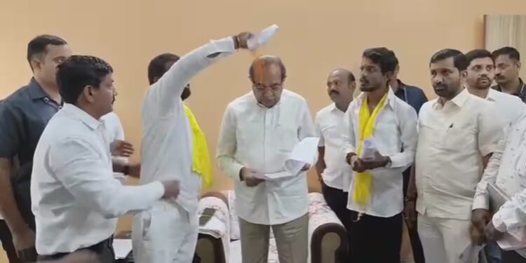 धनगर आंदोलक आक्रमक