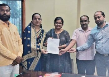 वापरात नसलेली जमीन व्यवसायासाठी द्यावी