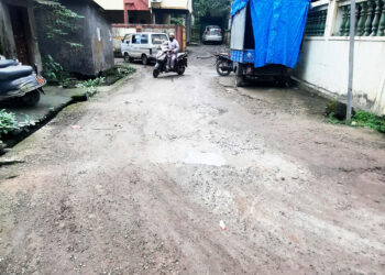 नेरळच्या सम्राटनगरमधील रस्त्याची दुरवस्था