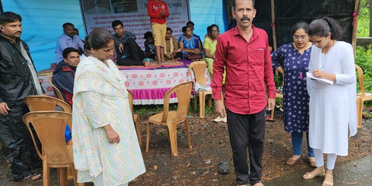 उपोषणकर्त्यांच्या आरोग्य अहवालात छेडछाड