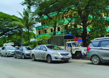 गणेशभक्तांची प्रवासात कोंडी