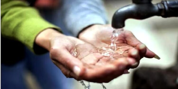 केंद्र सरकारची जलजीवन योजना रखडली