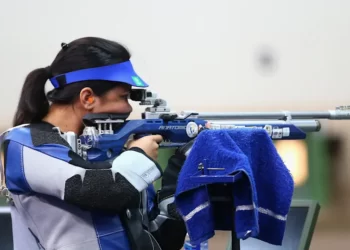 जागतिक नेमबाजीमध्ये इलावेनिलचा सुवर्णवेध