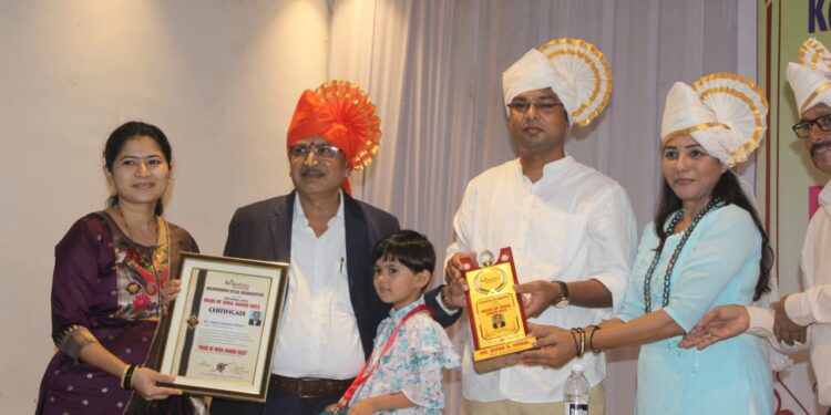 दिपक मोकल पुरस्काराने सन्मानित