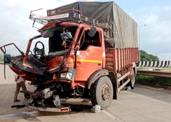 भरधाव ट्रकची टेम्पोला धडक; टेम्पोचालकाचा मृत्यू